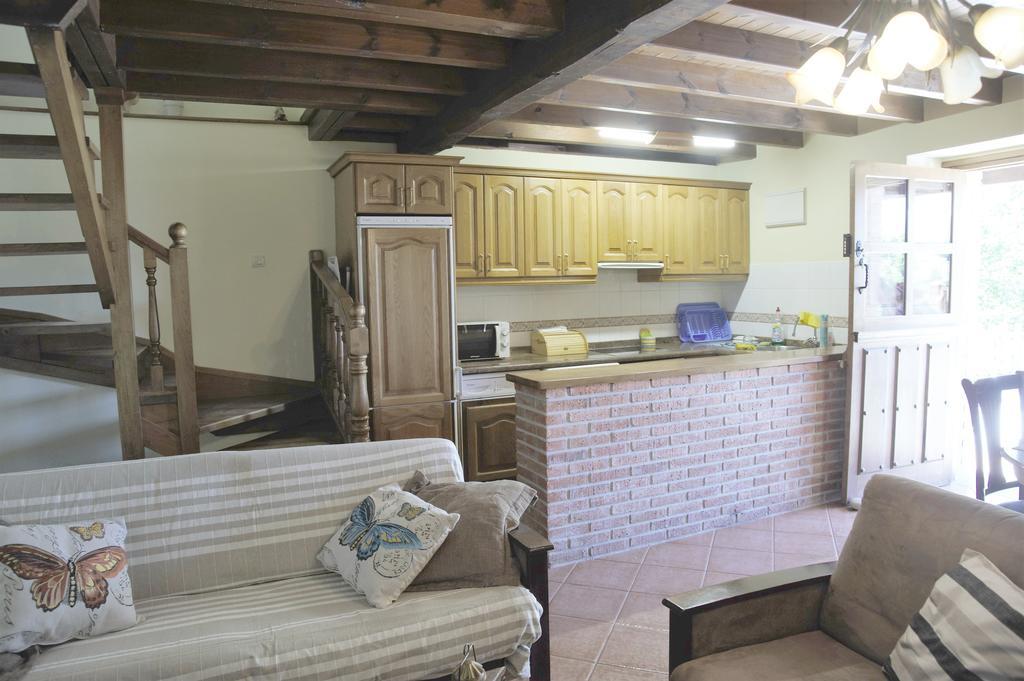 La Casina De Berdayes Guest House Labra Exterior photo
