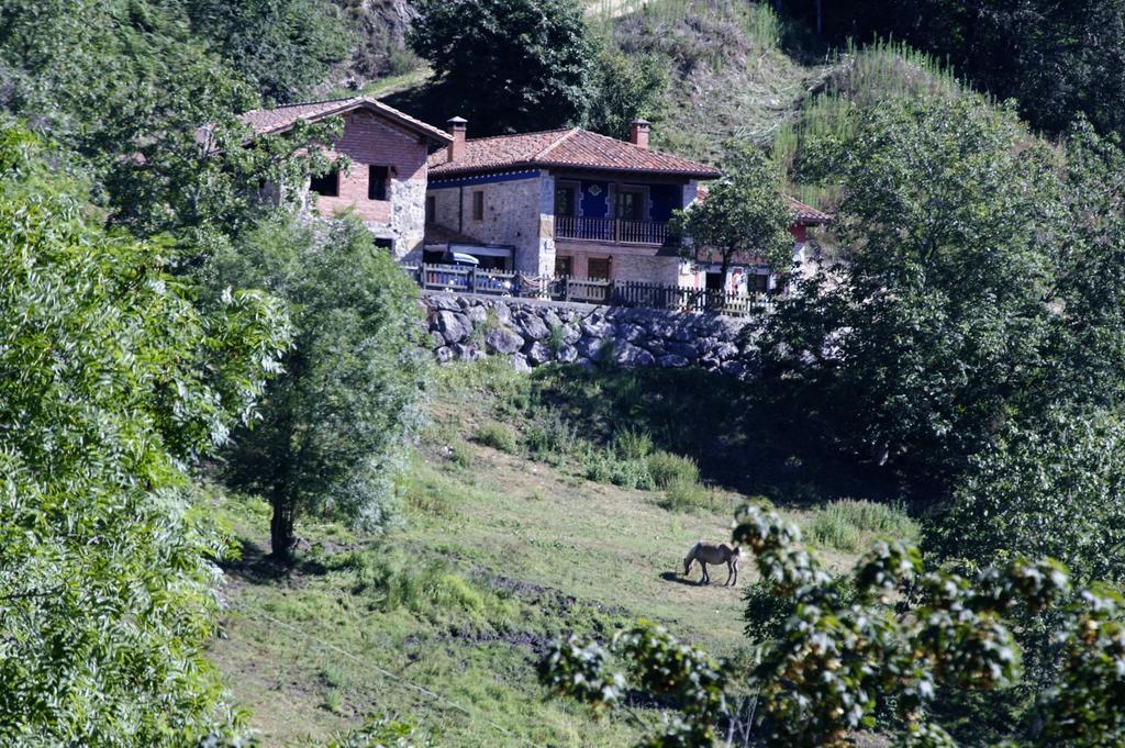 La Casina De Berdayes Guest House Labra Exterior photo